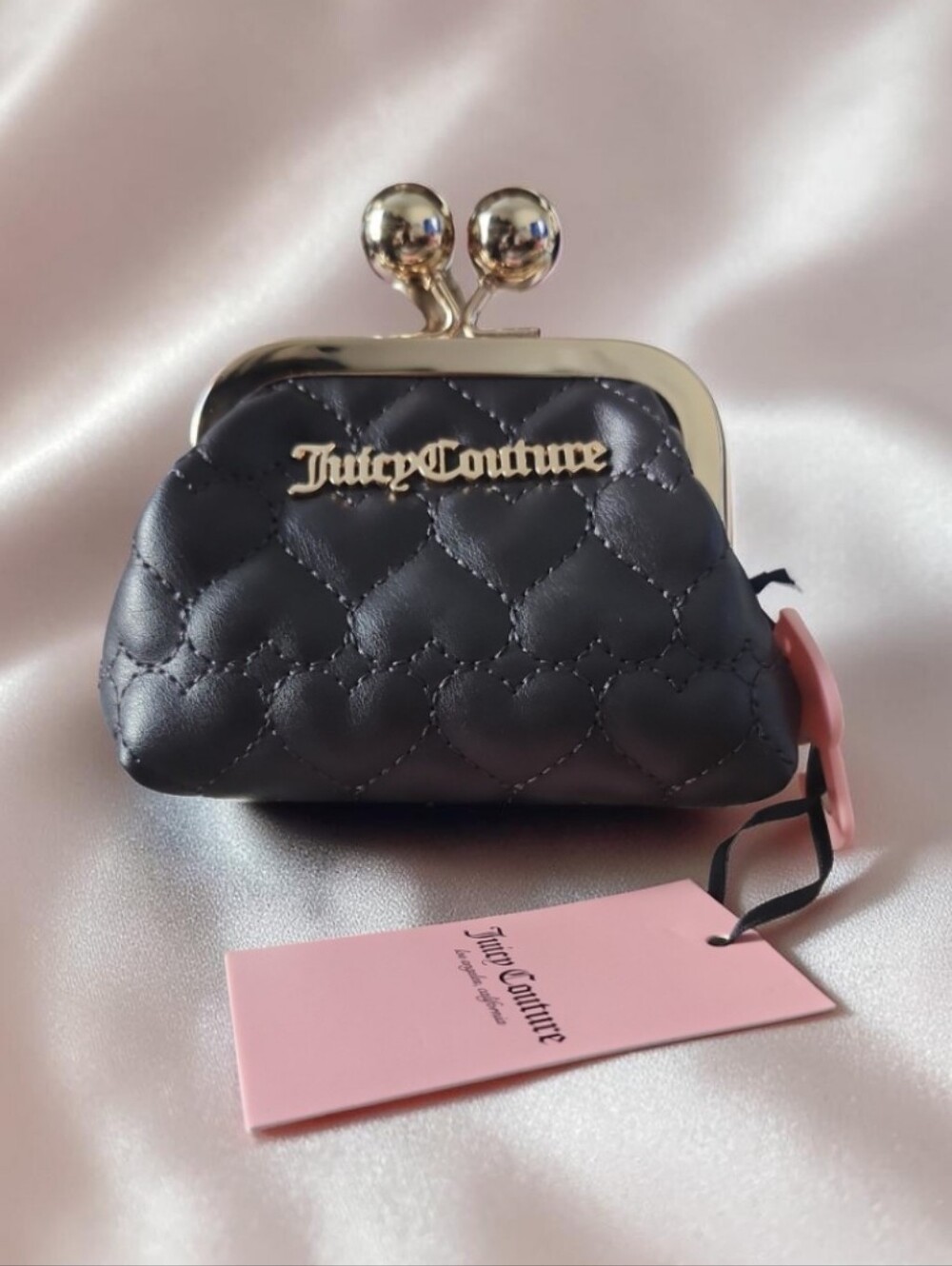 Juicy Couture Flawless Quilted Mini Coin Purse with Gold Hardware and Chain - Picture 2 of 5